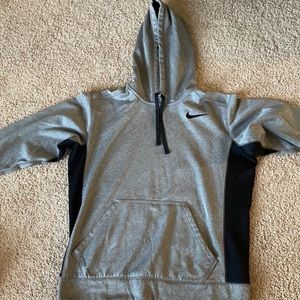 Nike therma fit hoodie
